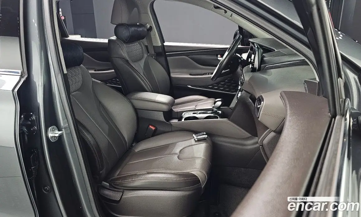 Hyundai Santa Fe 2018 2.0 автомат (гидро), фото 15 Hyundai Santa Fe 2018 2.0 автомат (гидро), фото 15
