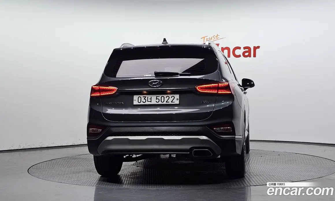 Hyundai Santa Fe 2018 2.0 автомат (гидро), фото 3 Hyundai Santa Fe 2018 2.0 автомат (гидро), фото 3