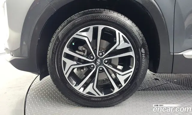 Hyundai Santa Fe 2018 2.0 автомат (гидро), миниатюра 4 Hyundai Santa Fe 2018 2.0 автомат (гидро), миниатюра 4