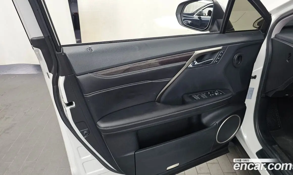 Lexus RX 2019 3.5 автомат (гидро), фото 14