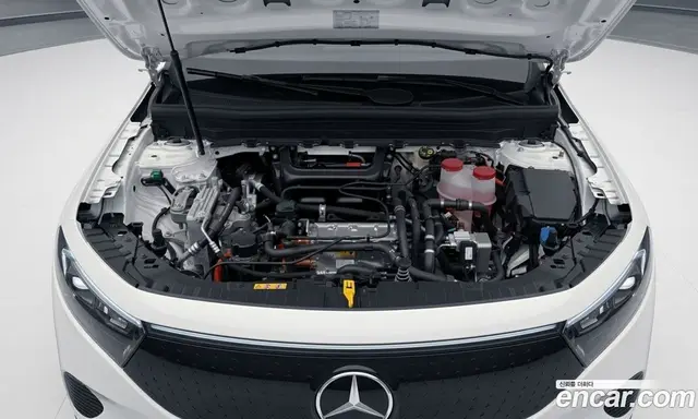 Mercedes-Benz EQB 2025 0.3 АКПП, миниатюра 6