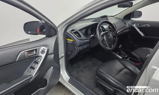 Kia Porte 2011 1.6 АКПП, миниатюра 10 Kia Porte 2011 1.6 АКПП, миниатюра 10