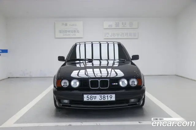 BMW M5 1989 3.5 МКПП, миниатюра 3