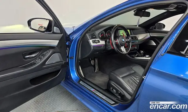 BMW M5 2015 4.4 АКПП, миниатюра 10