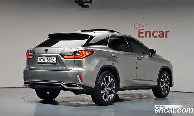 Lexus RX, 2018, 77 034 км