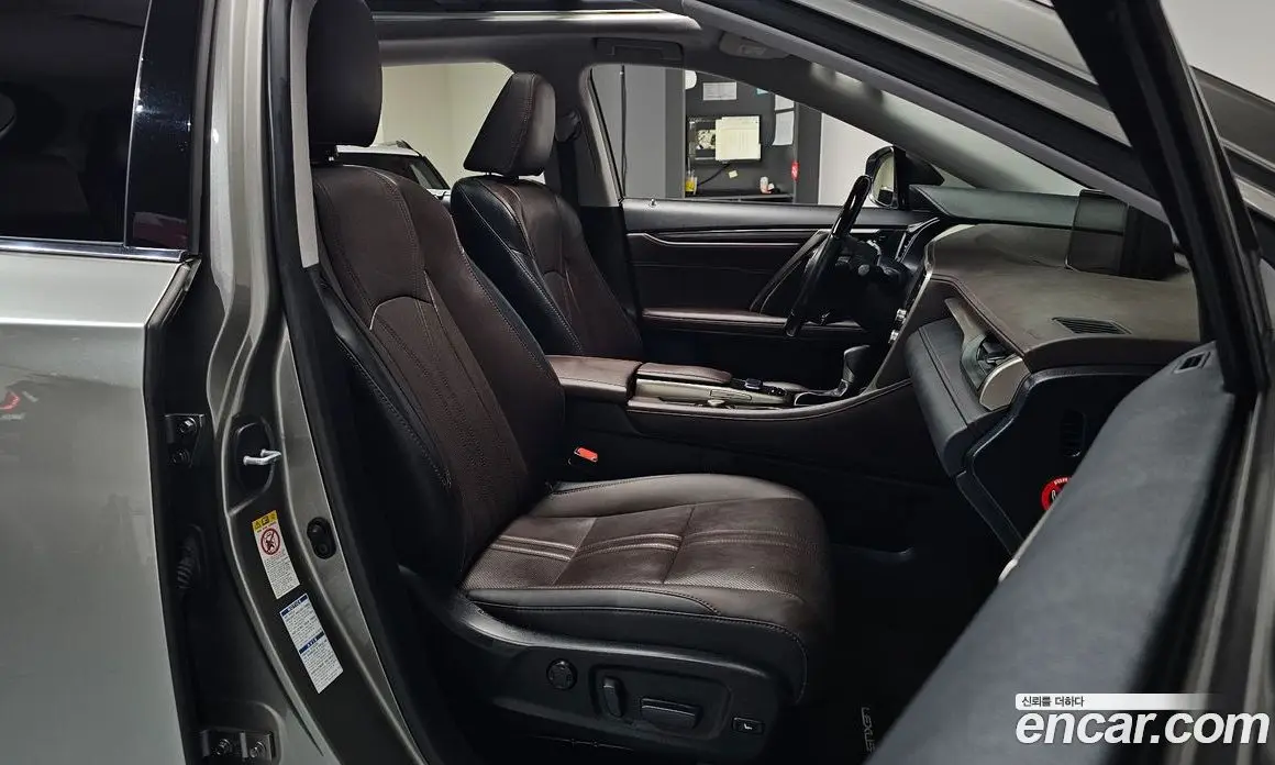 Lexus RX 2018 3.5 автомат (гидро), фото 15