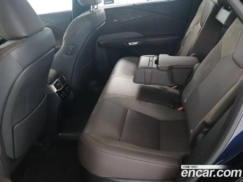 Lexus RX 2026 2.5 автомат (гидро), фото 10