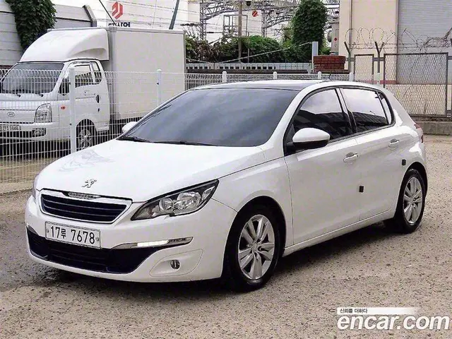 Peugeot 308 2014 2.0 АКПП, миниатюра 2