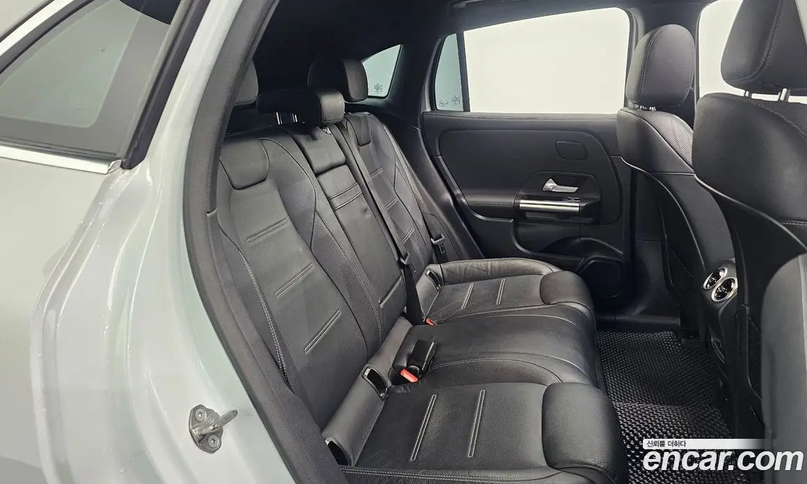 Mercedes-Benz EQA 2022 0.2 АКПП, фото 17