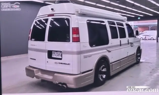 Chevrolet Express Van 2004 5.3 автомат (гидро), миниатюра 2