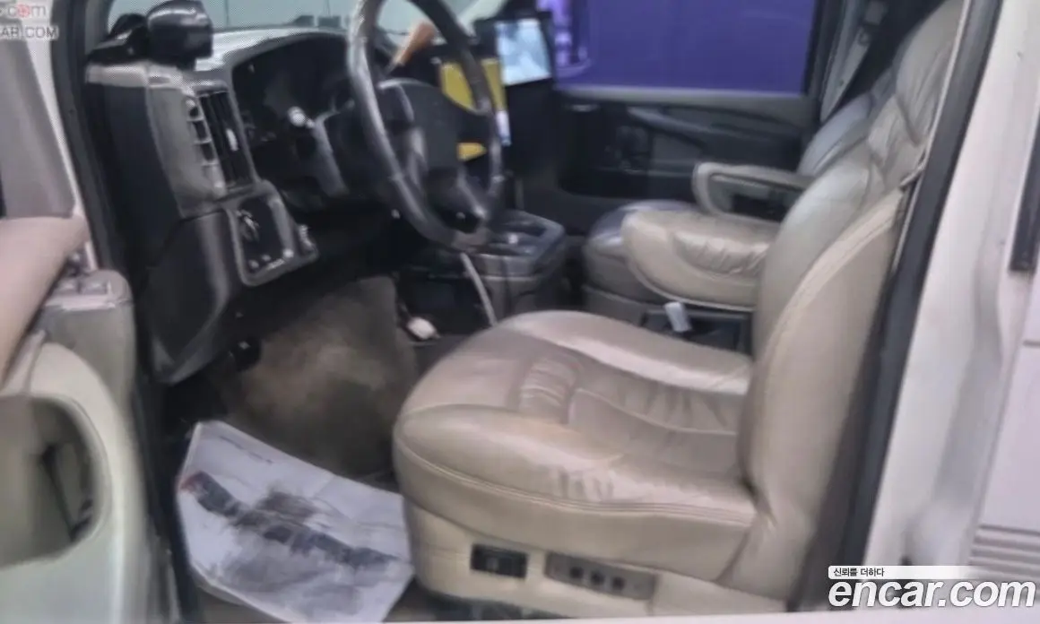 Chevrolet Express Van 2004 5.3 автомат (гидро), фото 9
