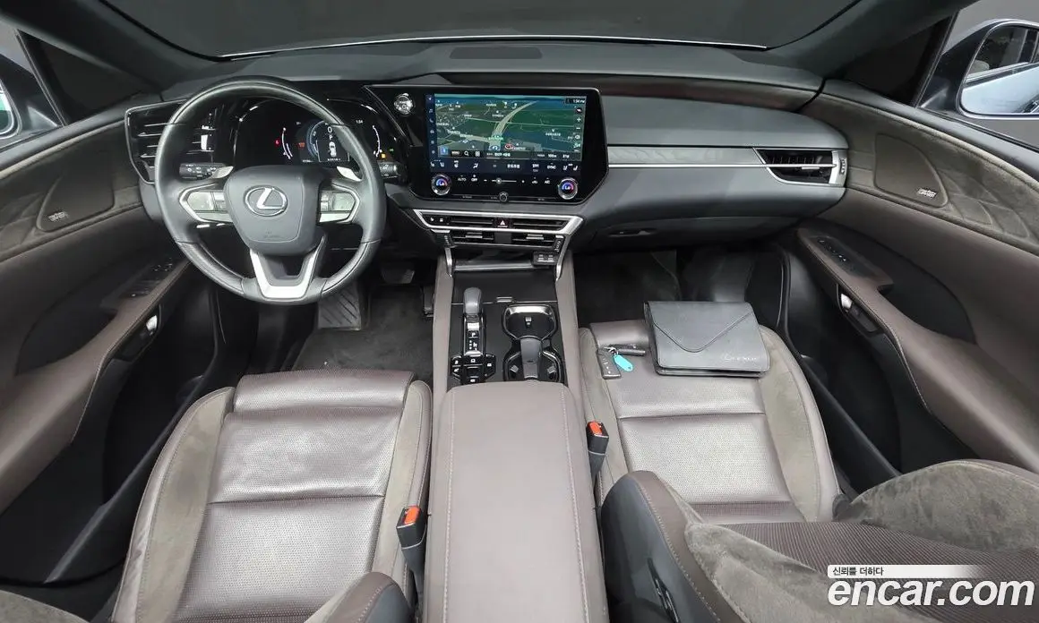 Lexus RX 2023 2.5 автомат (гидро), фото 10