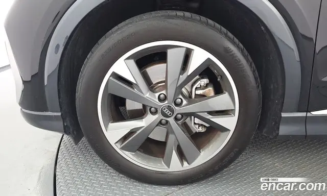Audi Q4 e-tron 2022 0.2 АКПП, миниатюра 5