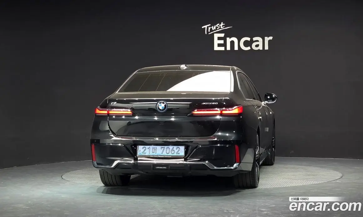BMW i7 2023 0.3 АКПП, фото 4