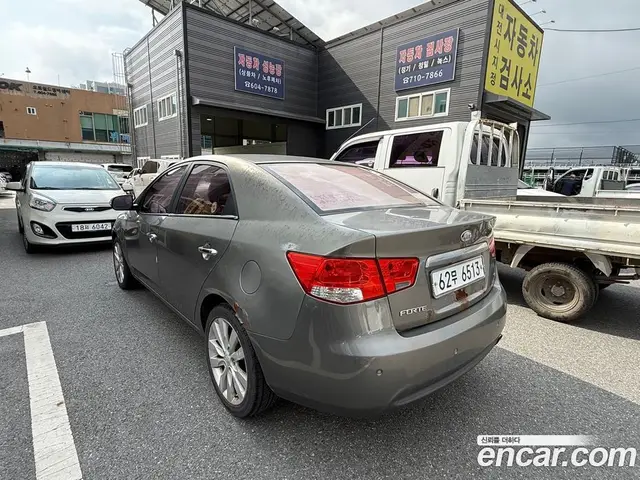 Kia Porte 2009 1.6 АКПП, миниатюра 3 Kia Porte 2009 1.6 АКПП, миниатюра 3