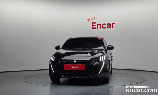 Peugeot 208 2022 0.1 АКПП, миниатюра 3