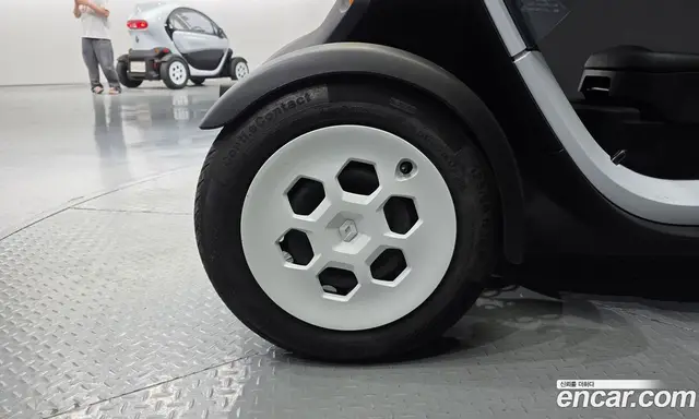 Renault (Samsung) Twizy 2020 0.1 АКПП, миниатюра 5