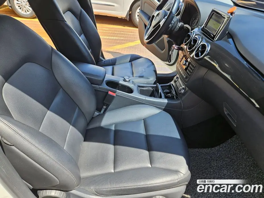 Mercedes-Benz B-Class 2012 1.8 АКПП, фото 13