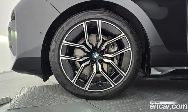 BMW i7 2025 0.3 АКПП, миниатюра 5