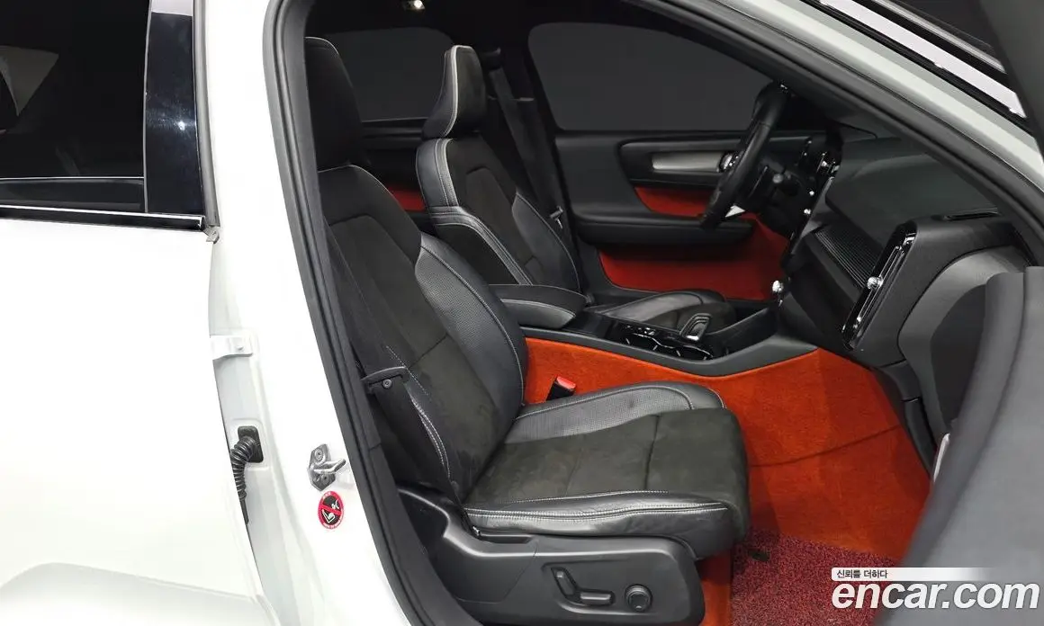 Volvo XC40 2018 2.0 АКПП, фото 16