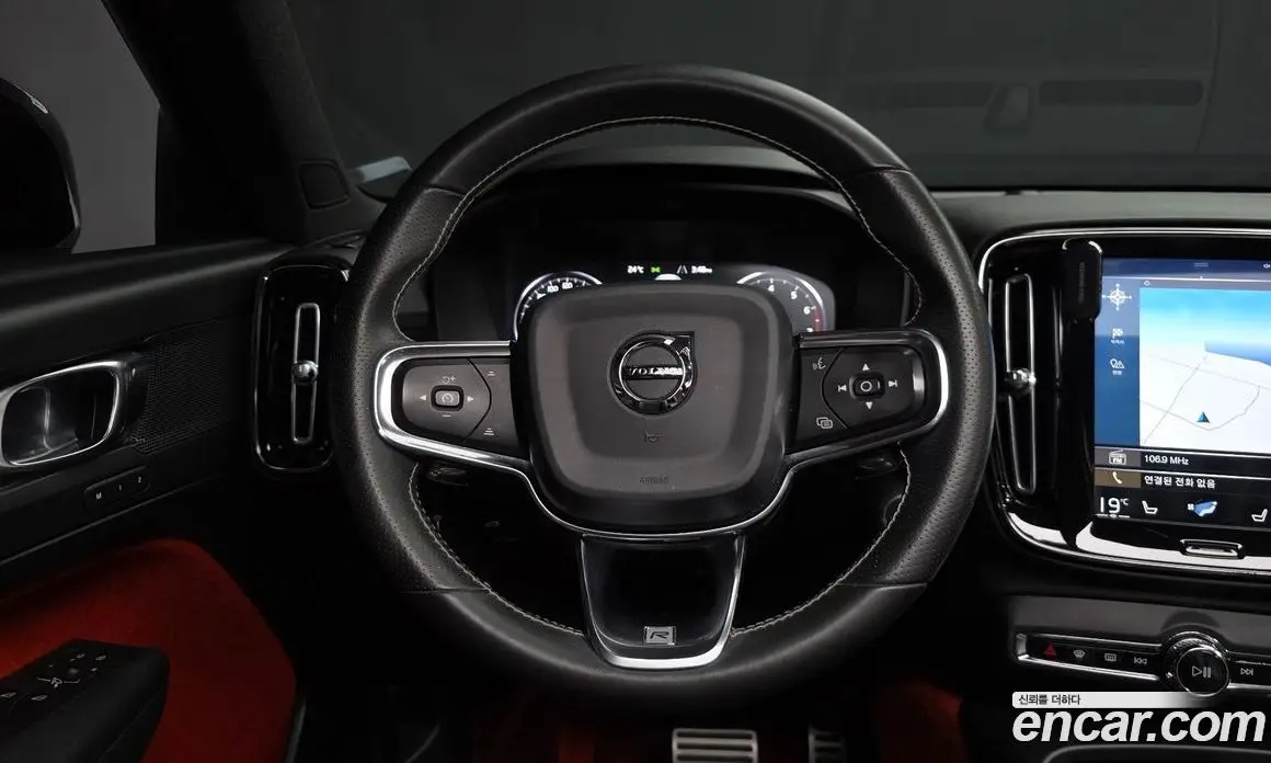 Volvo XC40 2018 2.0 АКПП, фото 18