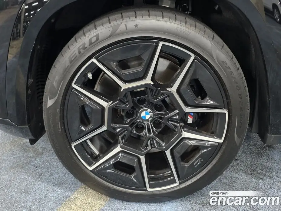 BMW XM 2025 4.4 АКПП, фото 5