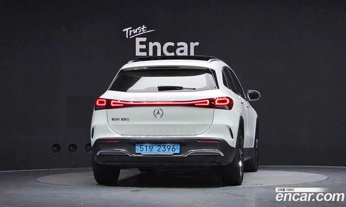 Mercedes-Benz EQA 2023 0.2 АКПП, фото 4