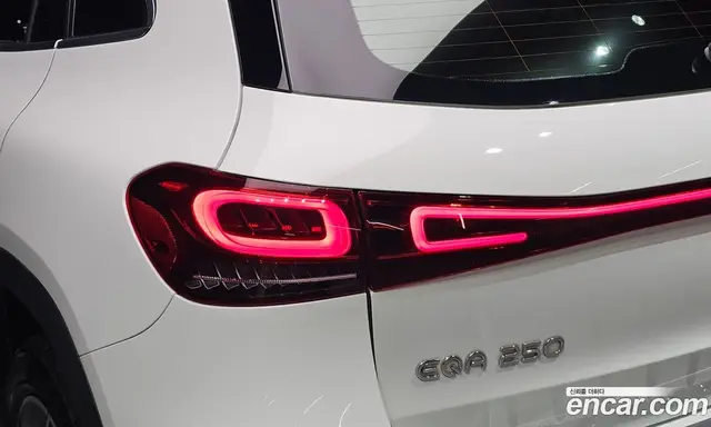 Mercedes-Benz EQA 2023 0.2 АКПП, миниатюра 9
