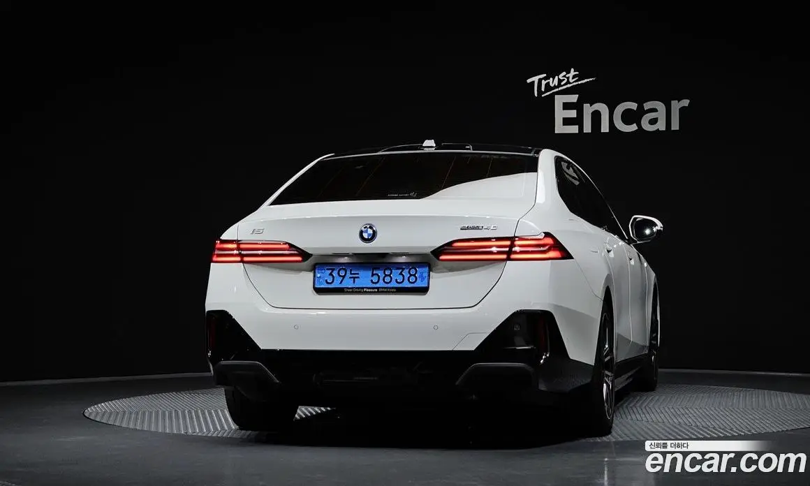 BMW i5 2025 0.2 АКПП, фото 3