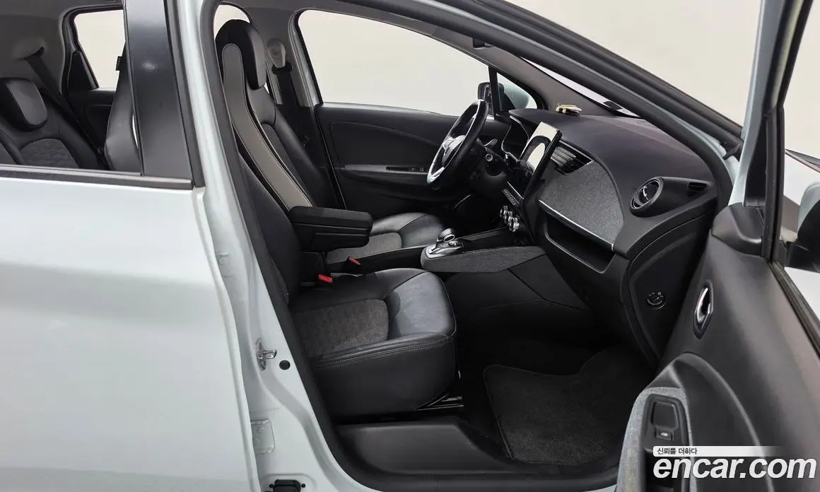 Renault (Samsung) Zoe 2021 0.2 АКПП, фото 16 Renault (Samsung) Zoe 2021 0.2 АКПП, фото 16