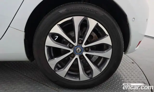 Renault (Samsung) Zoe 2021 0.2 АКПП, миниатюра 7 Renault (Samsung) Zoe 2021 0.2 АКПП, миниатюра 7