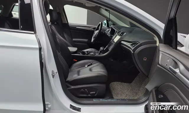Ford Mondeo 2016 2.0 АКПП, миниатюра 11