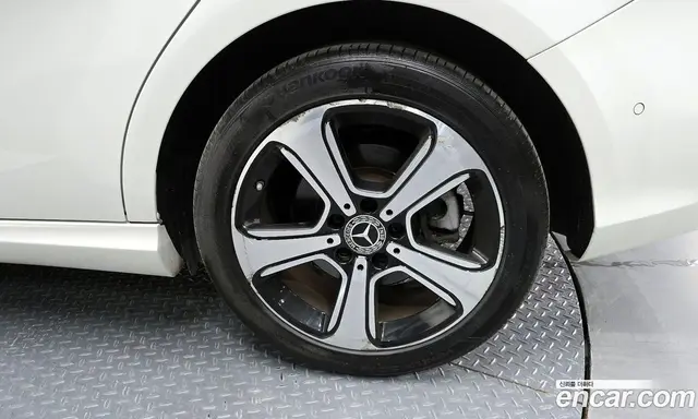 Mercedes-Benz B-Class 2018 2.0 АКПП, миниатюра 7 Mercedes-Benz B-Class 2018 2.0 АКПП, миниатюра 7