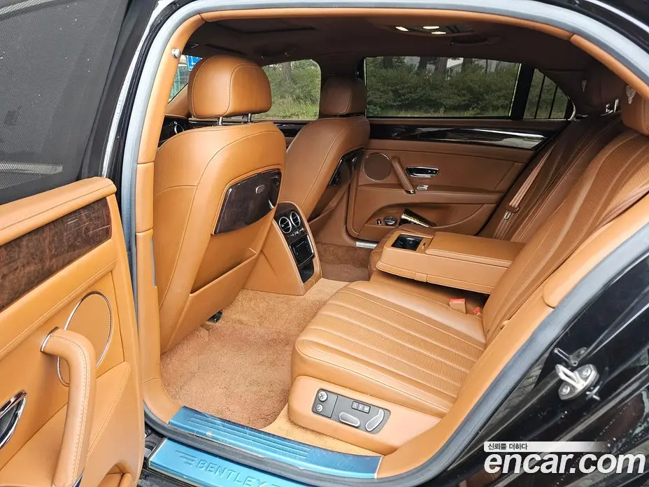 Bentley Flying Spur 2015 4.0 АКПП, фото 20