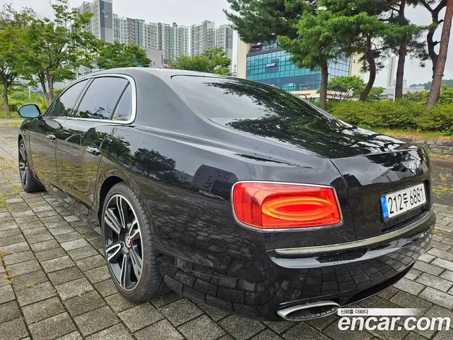 Bentley Flying Spur 2015 4.0 АКПП, миниатюра 3