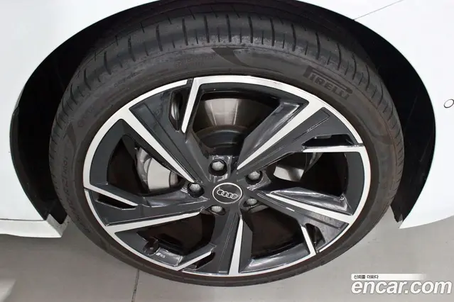 Audi A6 e-tron 2025 АКПП, миниатюра 5