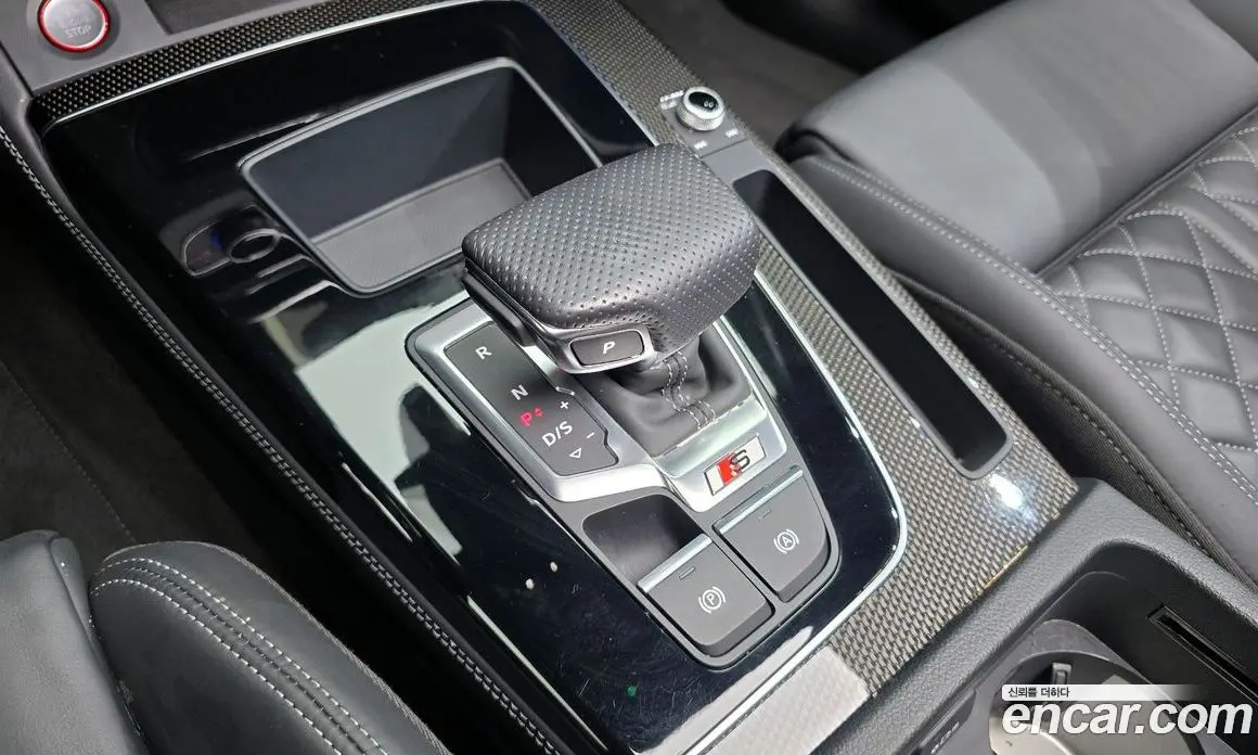 Audi SQ5 2023 3.0 АКПП, фото 9