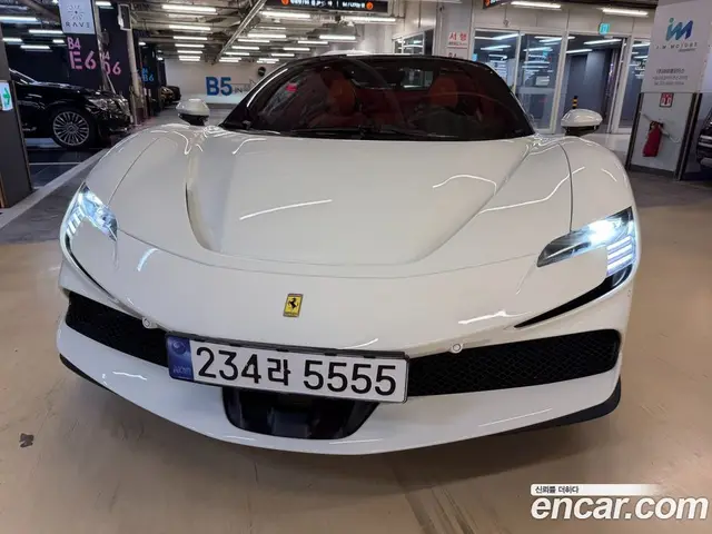 Ferrari SF90 2023 1.0 АКПП, миниатюра 2 Ferrari SF90 2023 1.0 АКПП, миниатюра 2