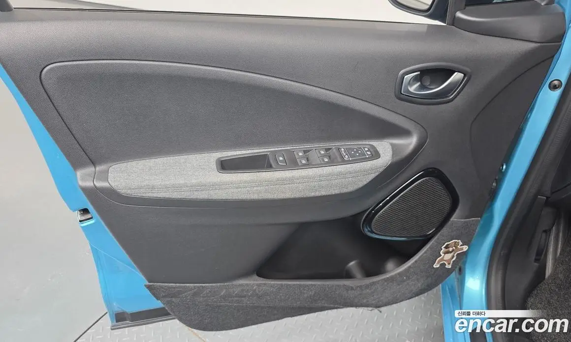 Renault (Samsung) Zoe 2020 0.2 АКПП, фото 14 Renault (Samsung) Zoe 2020 0.2 АКПП, фото 14