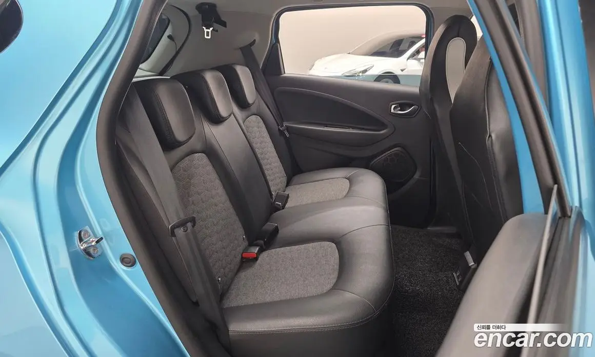 Renault (Samsung) Zoe 2020 0.2 АКПП, фото 17 Renault (Samsung) Zoe 2020 0.2 АКПП, фото 17