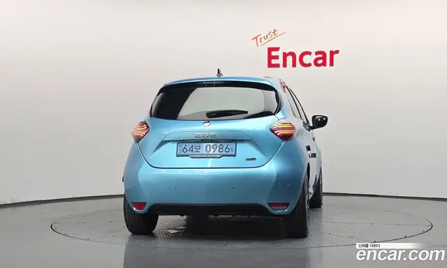 Renault (Samsung) Zoe 2020 0.2 АКПП, миниатюра 4 Renault (Samsung) Zoe 2020 0.2 АКПП, миниатюра 4