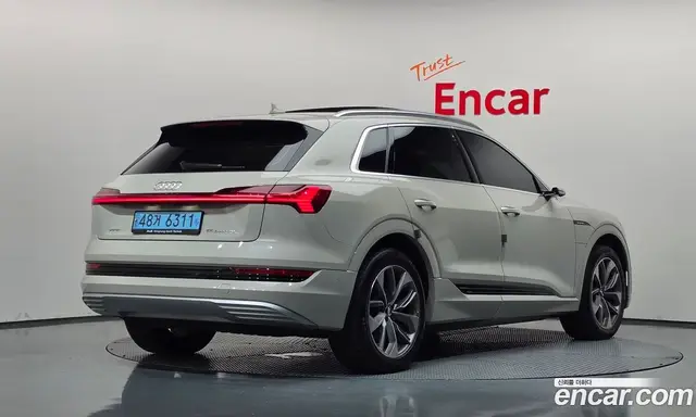 Audi e-tron 2020 0.2 АКПП, миниатюра 2 Audi e-tron 2020 0.2 АКПП, миниатюра 2