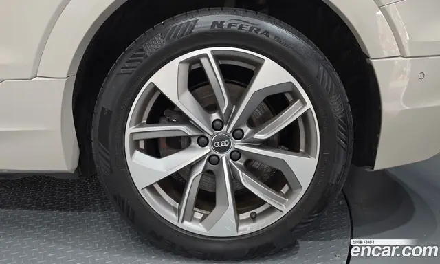 Audi e-tron 2020 0.2 АКПП, миниатюра 7 Audi e-tron 2020 0.2 АКПП, миниатюра 7