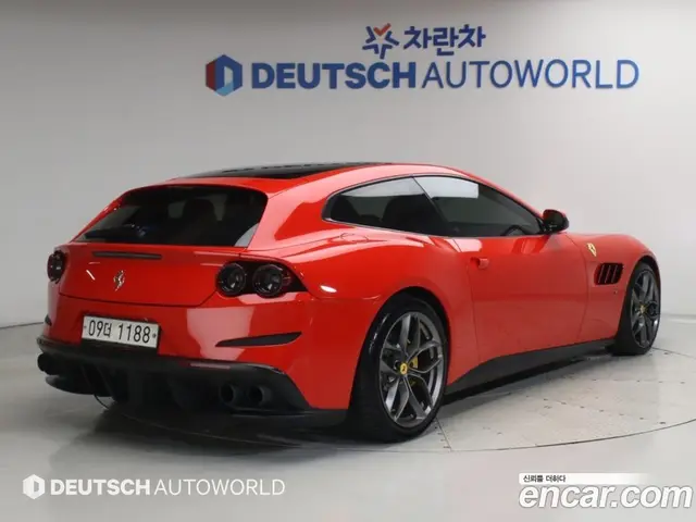 Ferrari GTC4 Lusso 2017 3.9 АКПП, миниатюра 2
