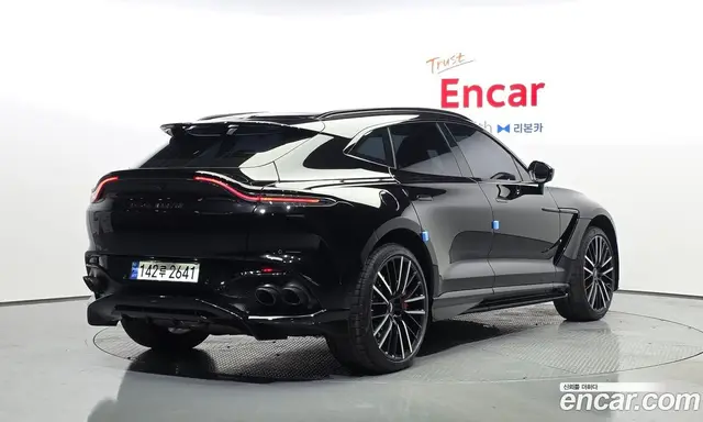 Aston Martin DBX 2023 4.0 АКПП, миниатюра 2