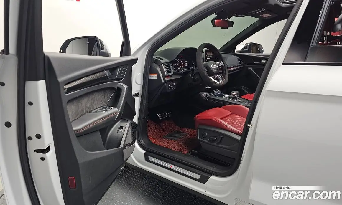 Audi SQ5 2020 3.0 АКПП, фото 10