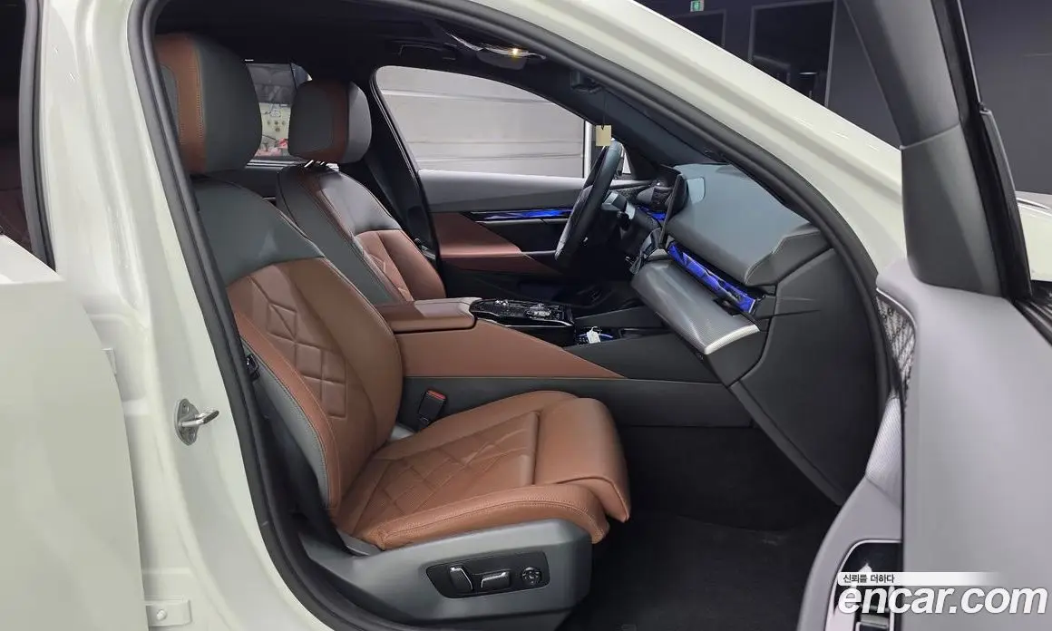 BMW i5 2025 0.2 АКПП, фото 17