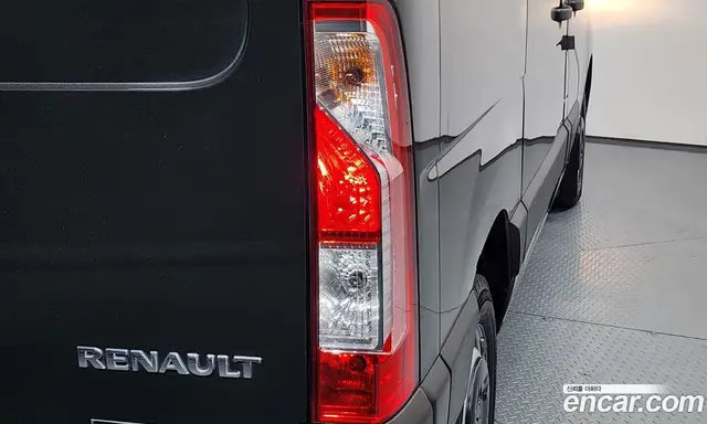 Renault (Samsung) Master 2022 2.3 робот, миниатюра 9