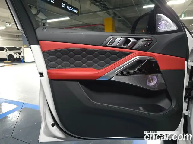 BMW X6M 2026 4.4 АКПП, миниатюра 7