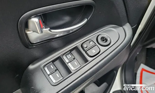 Kia Carens 2013 1.7 АКПП, миниатюра 9 Kia Carens 2013 1.7 АКПП, миниатюра 9